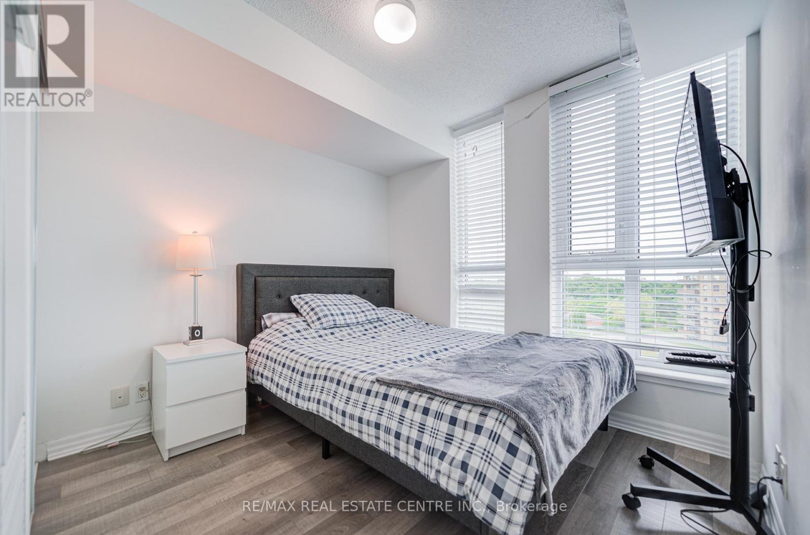 719 - 80 Esther Lorrie Drive, Toronto, Ontario  M9W 0C6 - Photo 35 - W12684456