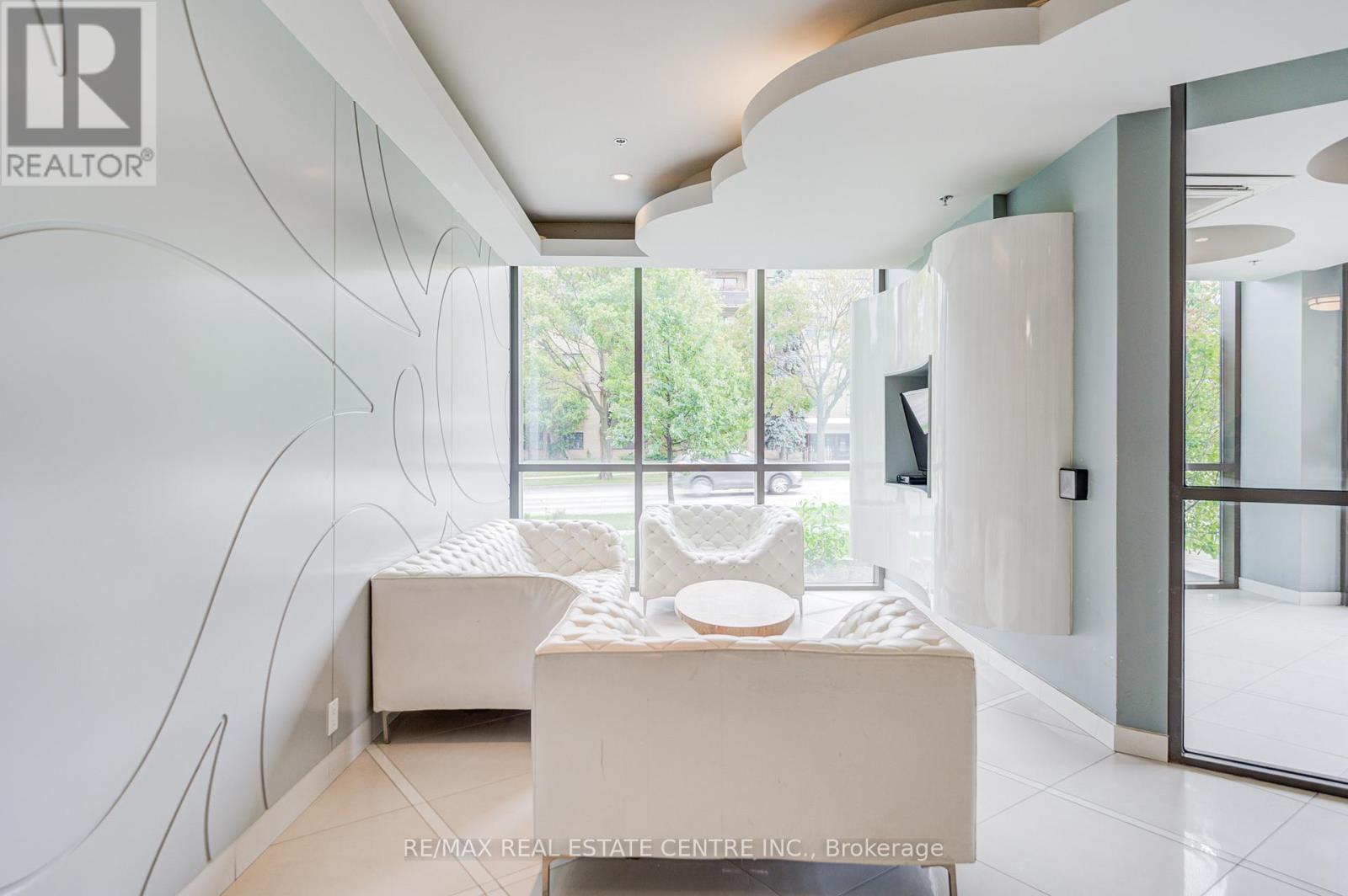 719 - 80 Esther Lorrie Drive, Toronto, Ontario  M9W 0C6 - Photo 7 - W12684456