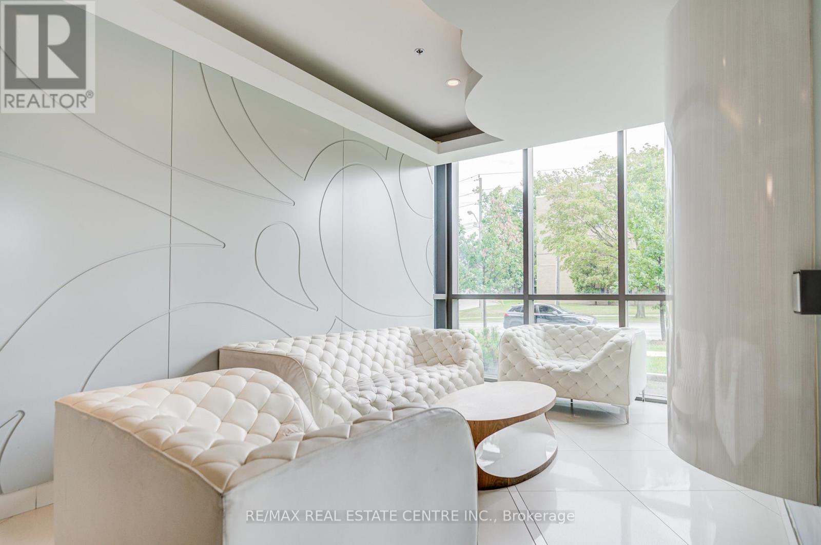 719 - 80 Esther Lorrie Drive, Toronto, Ontario  M9W 0C6 - Photo 8 - W12684456