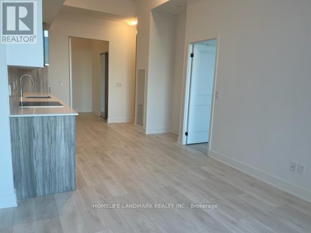 328 - 2485 Taunton Road, Oakville, Ontario  L6H 3R8 - Photo 6 - W12684460