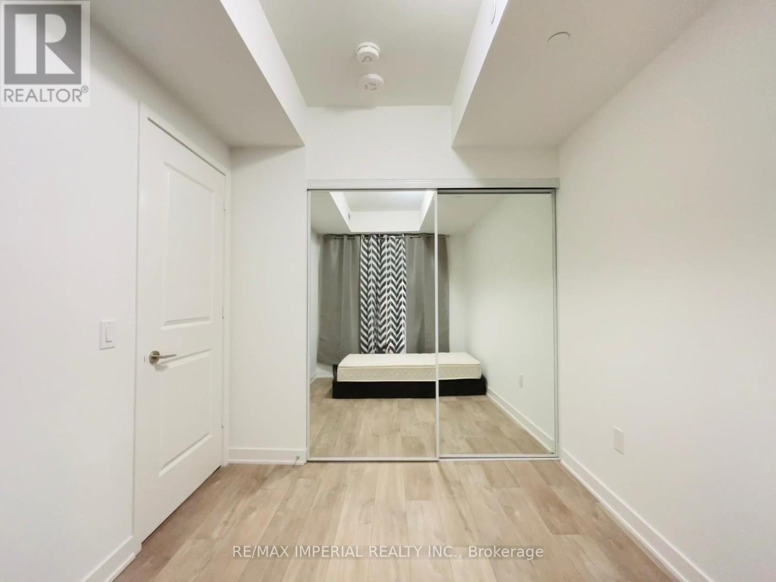 1612 - 100 Dalhousie Street, Toronto, Ontario  M5B 0C7 - Photo 18 - C12684472