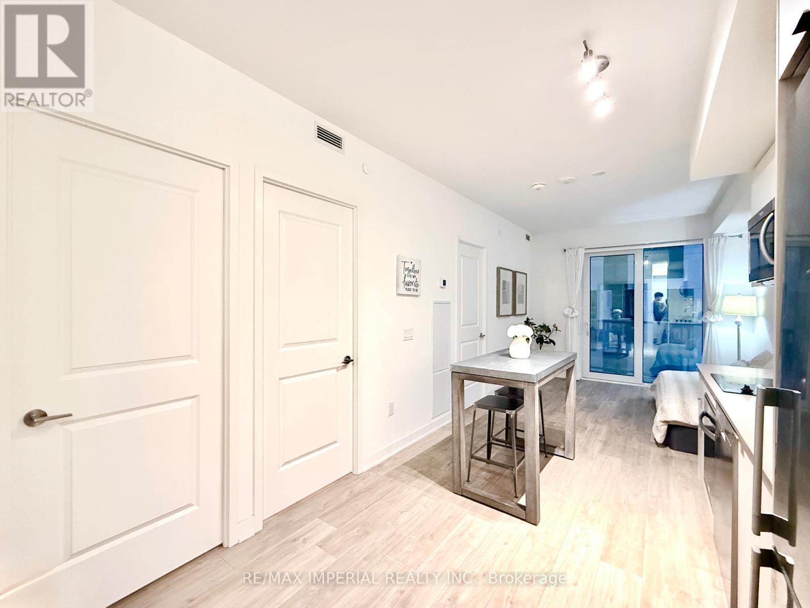 1612 - 100 Dalhousie Street, Toronto, Ontario  M5B 0C7 - Photo 5 - C12684472