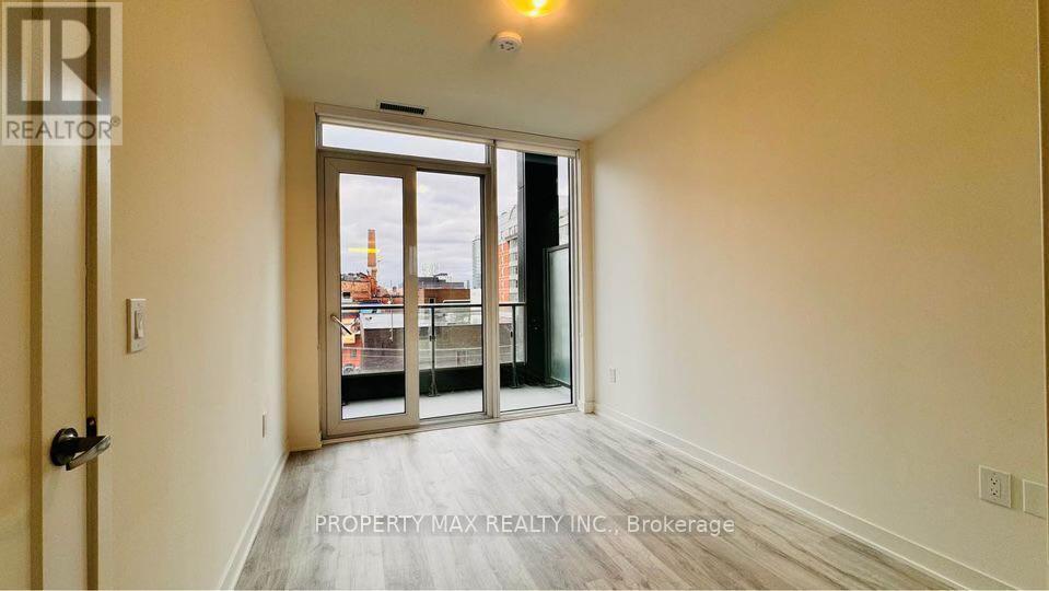 403 - 70 Princess Street, Toronto, Ontario  M5A 0X6 - Photo 5 - C12684486