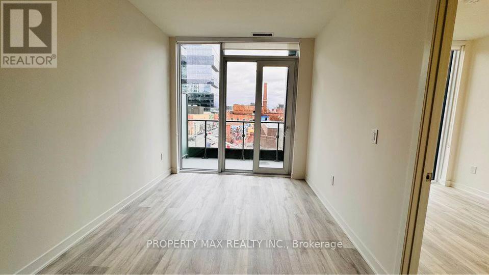 403 - 70 Princess Street, Toronto, Ontario  M5A 0X6 - Photo 7 - C12684486