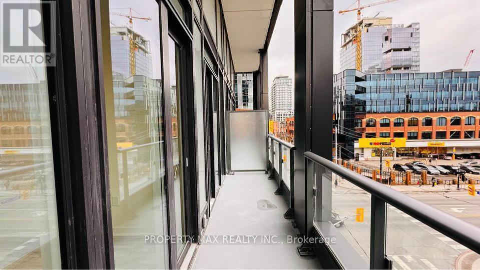 403 - 70 Princess Street, Toronto, Ontario  M5A 0X6 - Photo 9 - C12684486