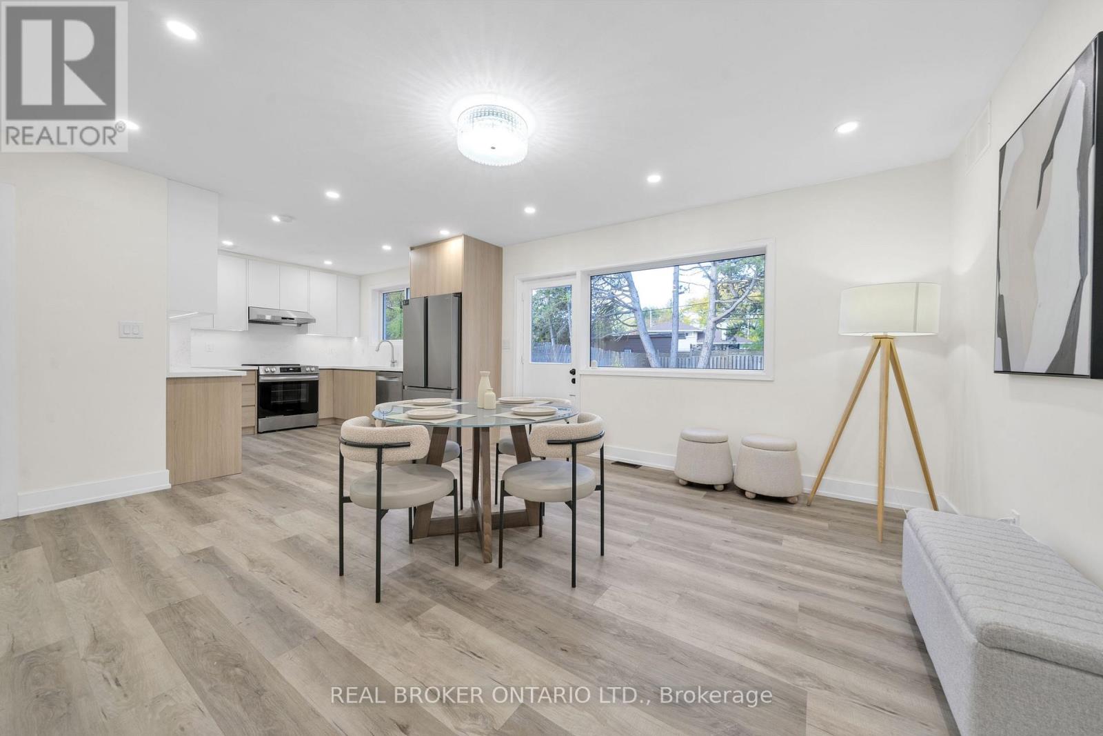 36 Marthclare Avenue, Toronto, Ontario  M3A 1E2 - Photo 16 - C12684488