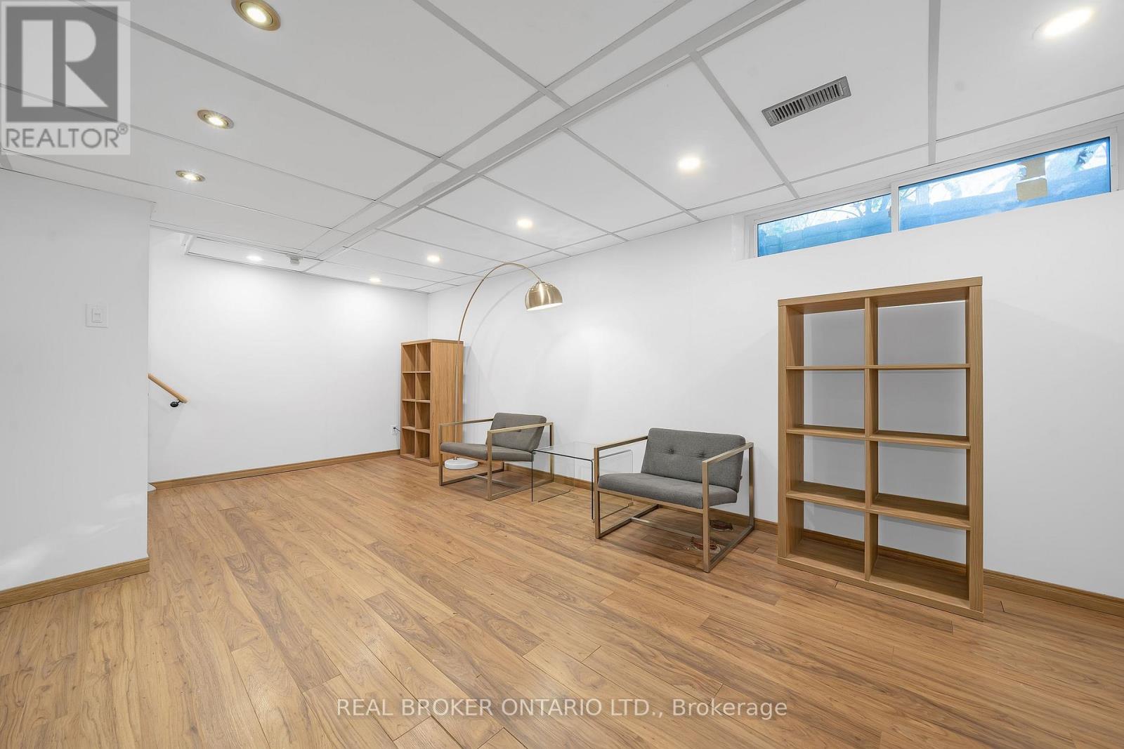 36 Marthclare Avenue, Toronto, Ontario  M3A 1E2 - Photo 33 - C12684488