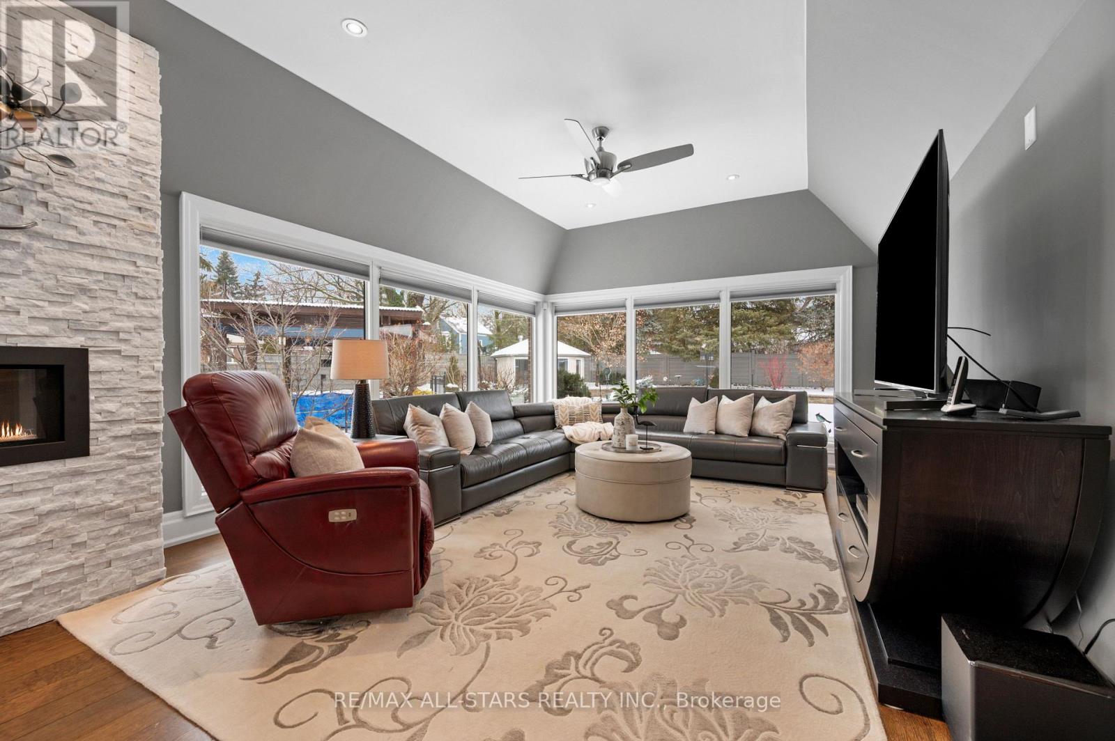 6 Boyd Court, Markham, Ontario  L6C 1A6 - Photo 27 - N12684466