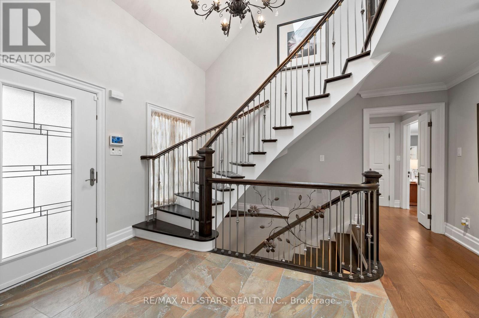 6 Boyd Court, Markham, Ontario  L6C 1A6 - Photo 38 - N12684466