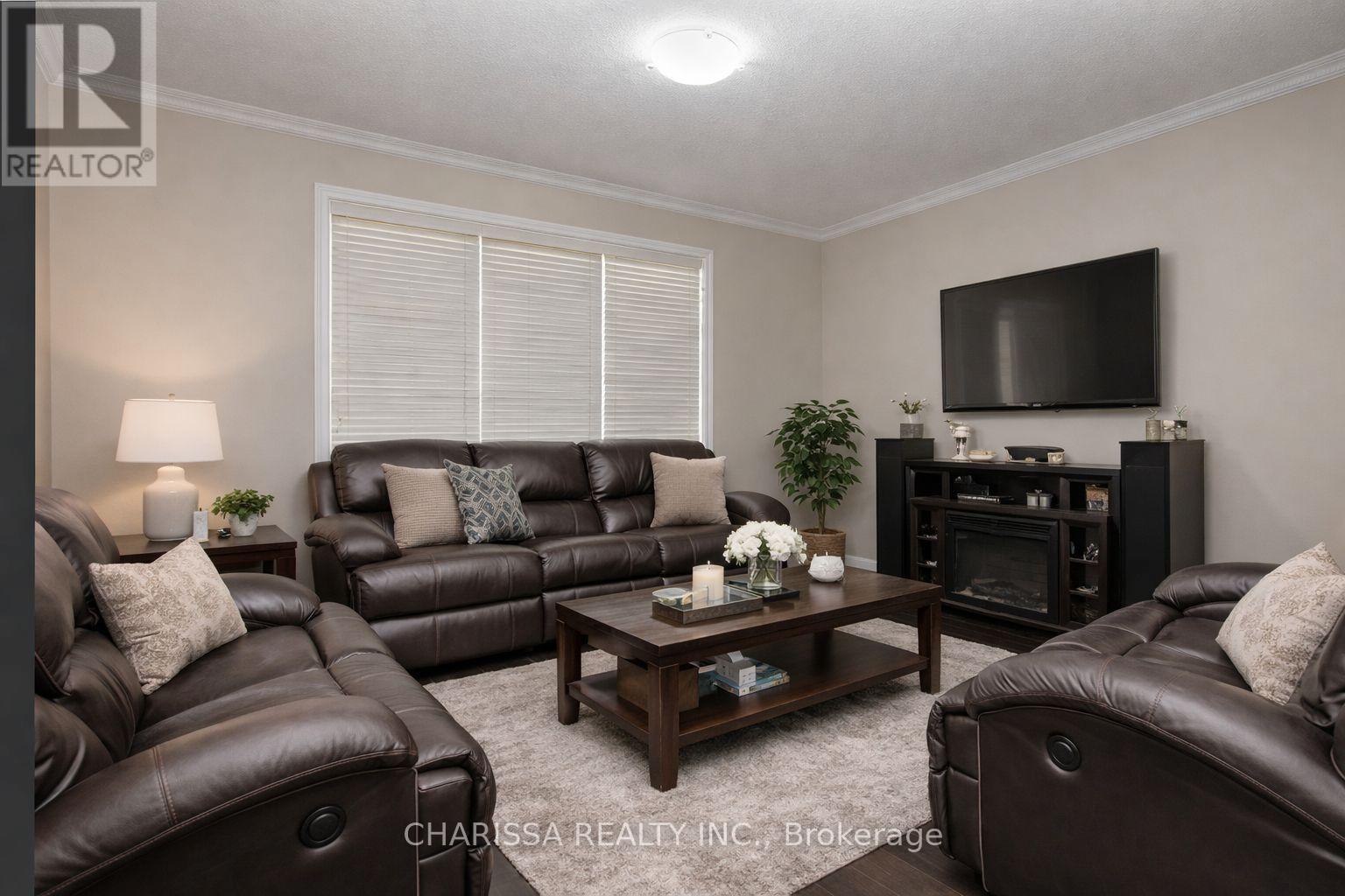 Main - 483 Pozbou Crescent, Milton, Ontario  L9T 8H9 - Photo 9 - W12684476