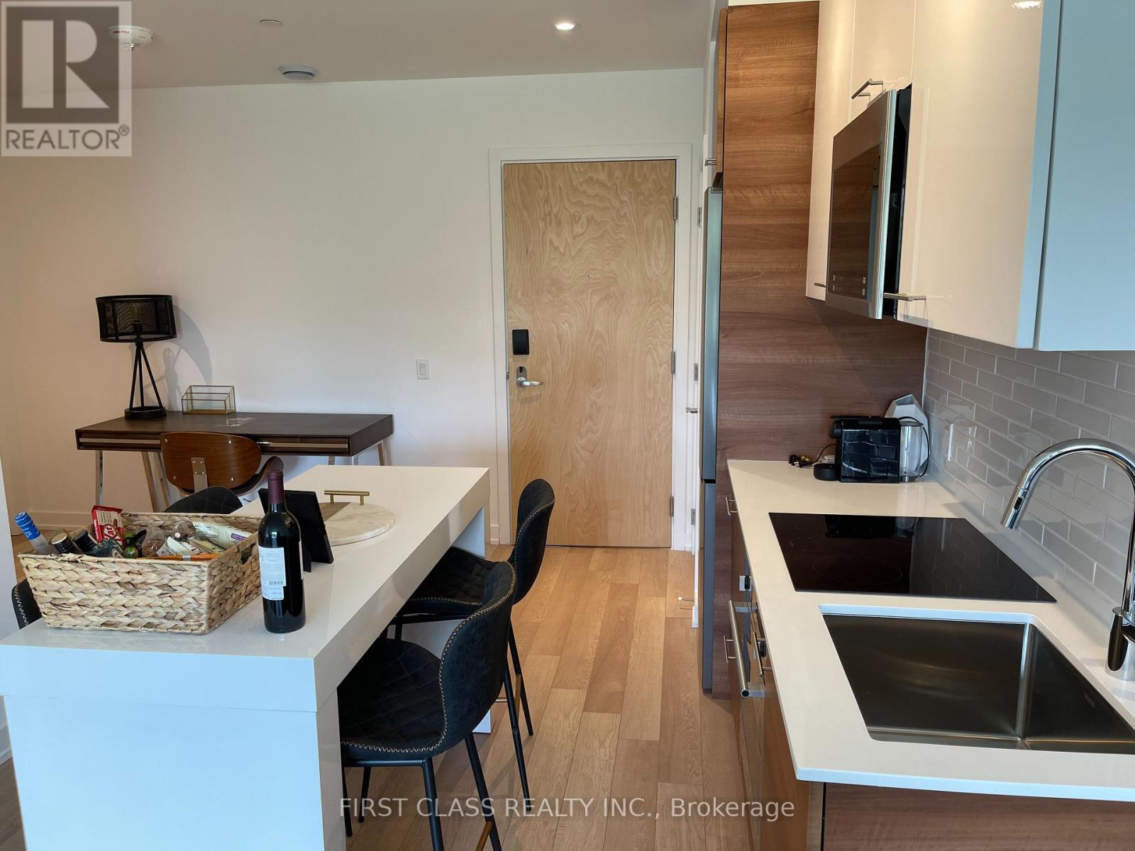 306 - 120 Carrick Trail, Gravenhurst, Ontario  P1P 0A1 - Photo 6 - X12684482