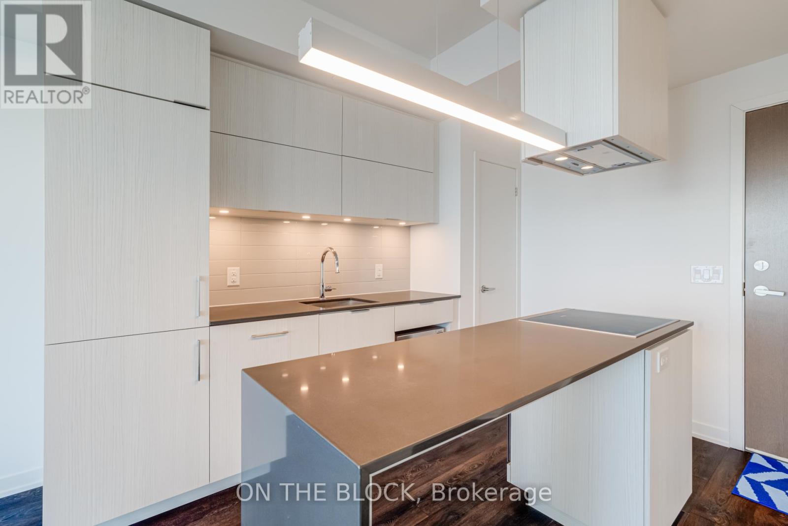 3204 - 20 Richardson Street, Toronto, Ontario  M5A 0S6 - Photo 12 - C12684496