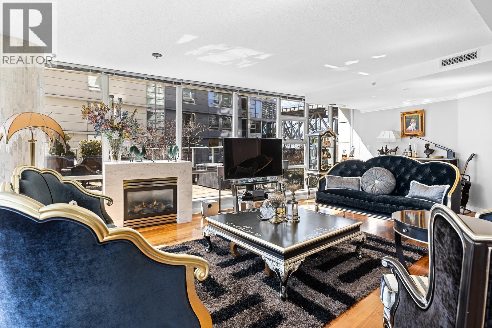 301 638 Beach Crescent, Vancouver, British Columbia  V6Z 3H4 - Photo 8 - R3077658