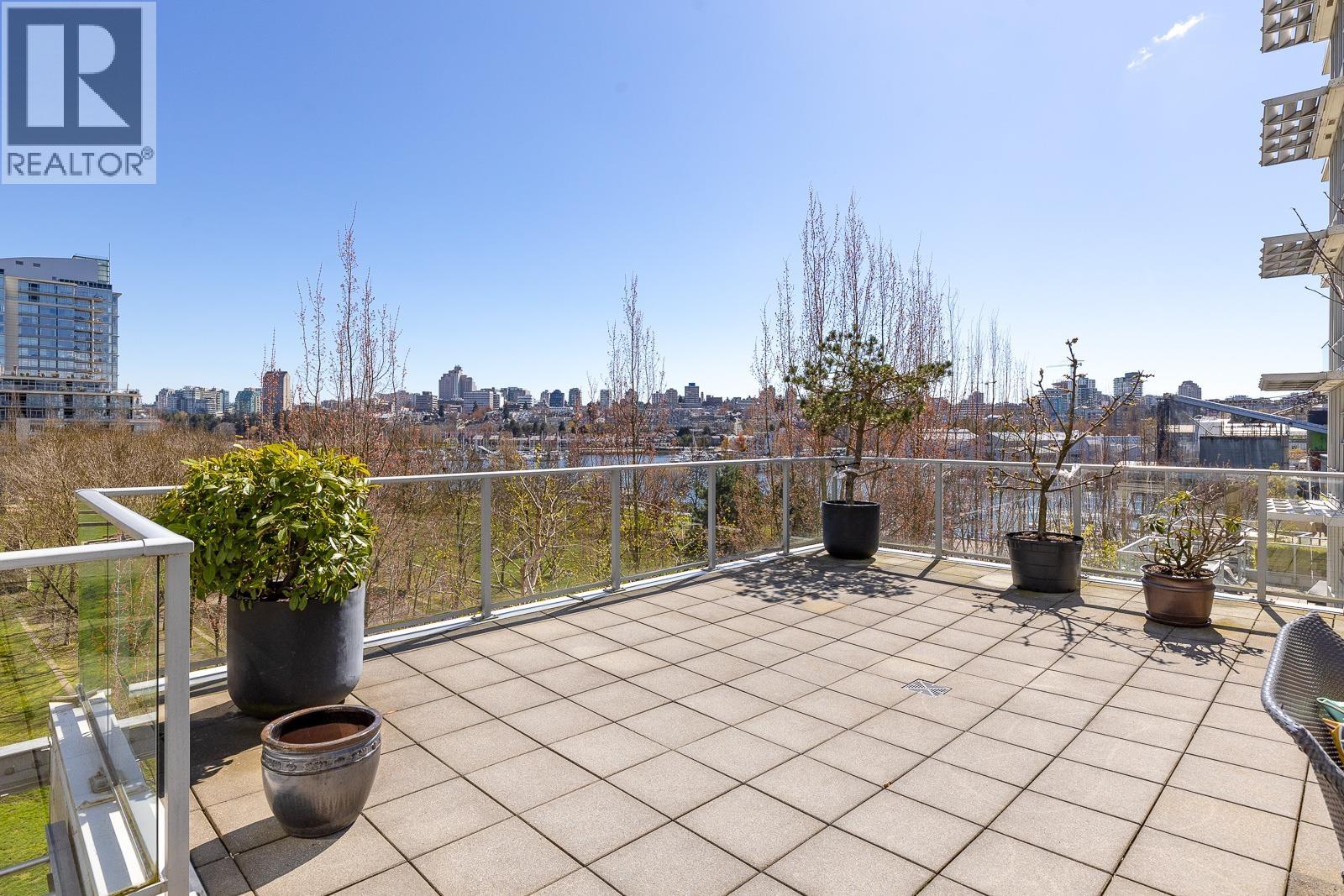 301 638 Beach Crescent, Vancouver, British Columbia  V6Z 3H4 - Photo 31 - R3077658