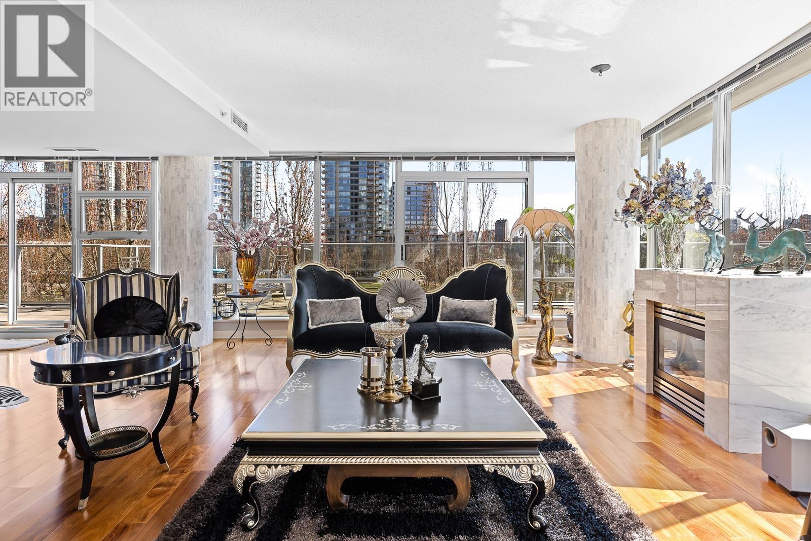 301 638 Beach Crescent, Vancouver, British Columbia  V6Z 3H4 - Photo 11 - R3077658