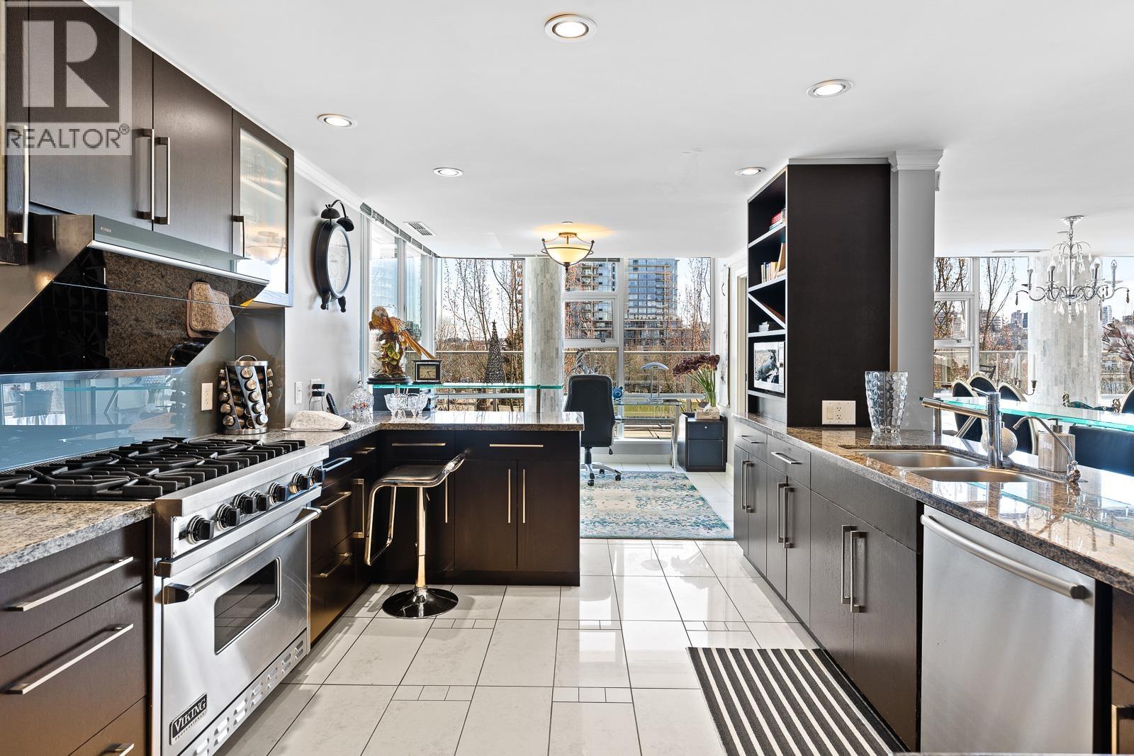 301 638 Beach Crescent, Vancouver, British Columbia  V6Z 3H4 - Photo 17 - R3077658