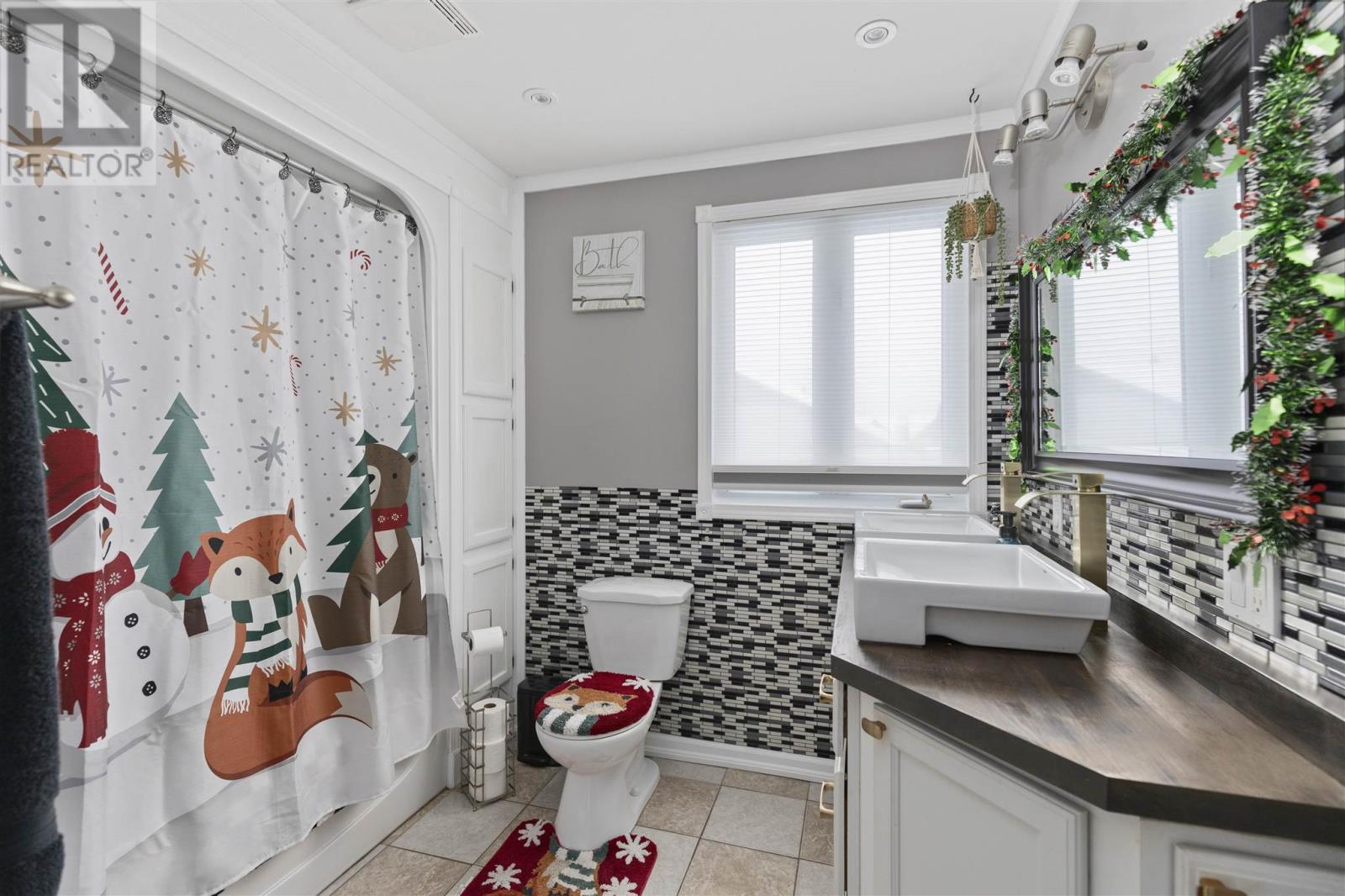 602 Connaught Ave, Sault Ste. Marie, Ontario  P6C 2E2 - Photo 12 - SM260006