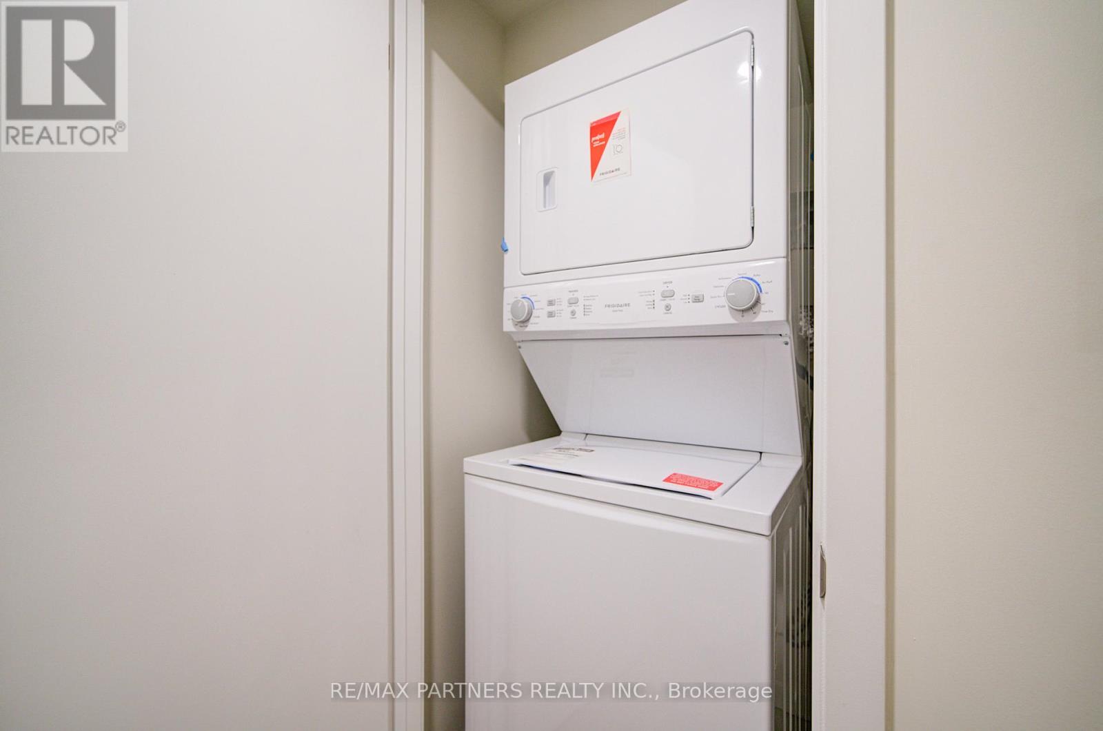 152 Matawin Lane, Richmond Hill, Ontario L4B 0H7 - Photo 20 - N12680544