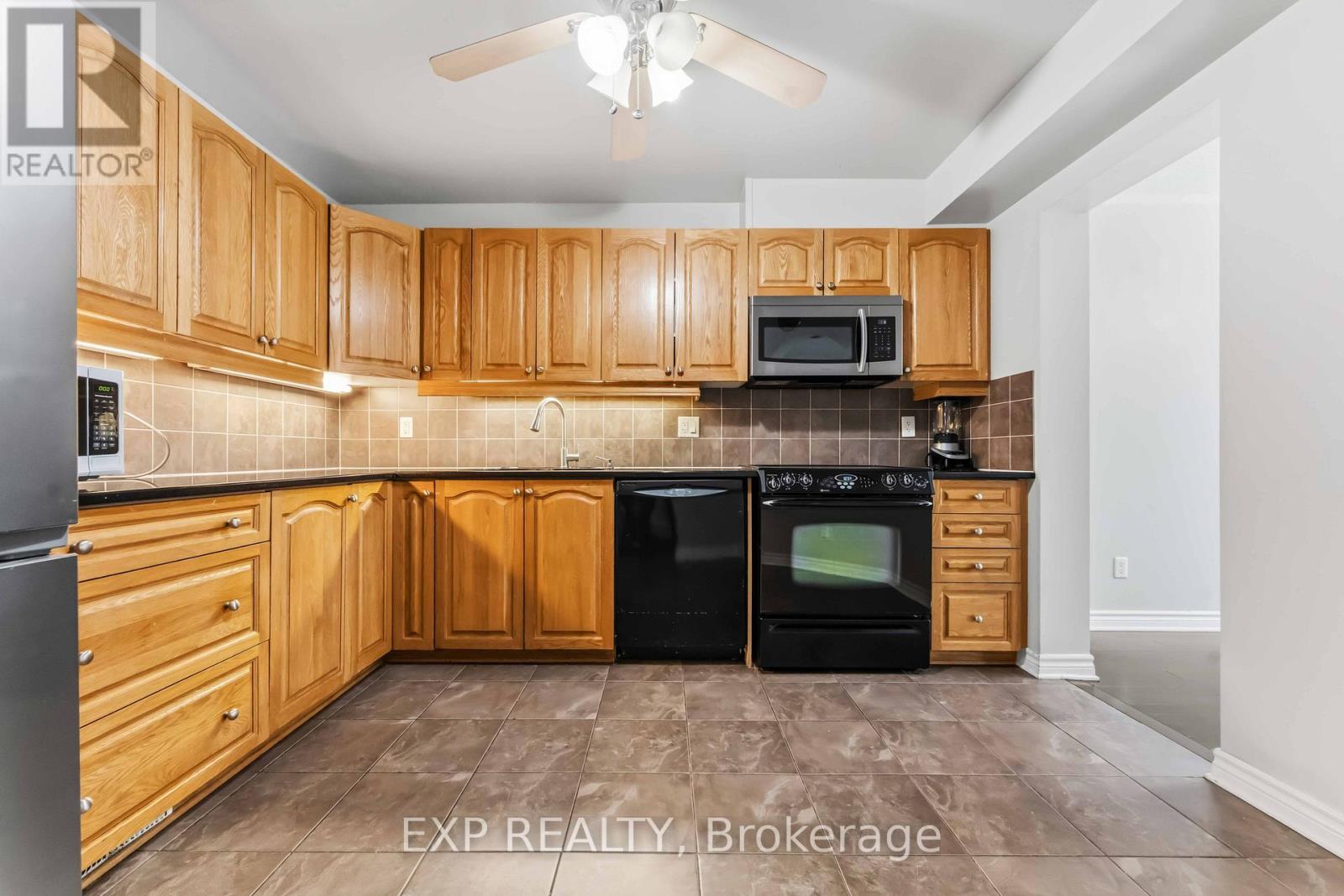 214 Montmorency Way, Ottawa, Ontario  K4A 0J9 - Photo 18 - X12684514