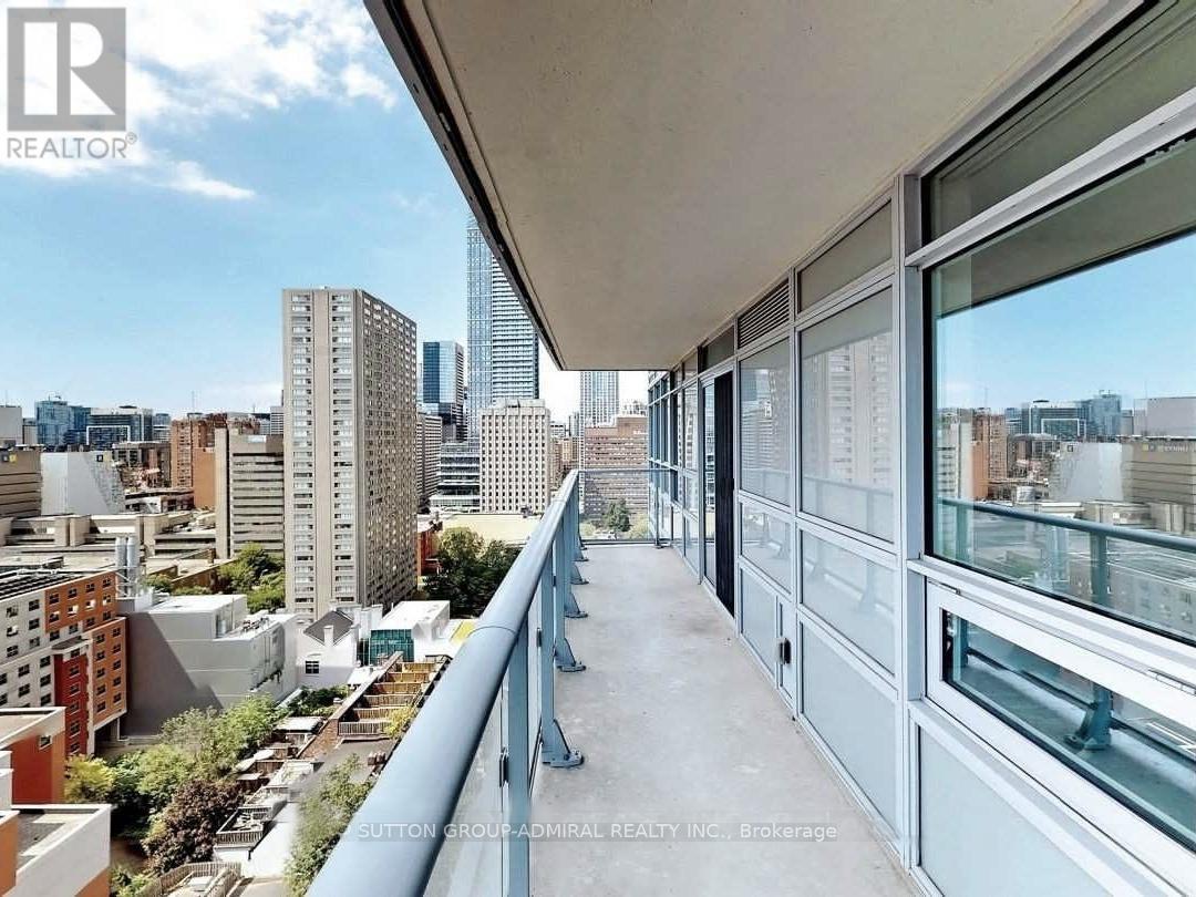 1611 (Room 3) - 365 Church Street, Toronto, Ontario  M5B 0B5 - Photo 6 - C12684500