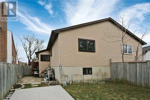 Upper - 46 Salisbury Circle, Brampton, Ontario  L6V 2Z5 - Photo 14 - W12684526