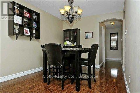 Upper - 46 Salisbury Circle, Brampton, Ontario  L6V 2Z5 - Photo 5 - W12684526