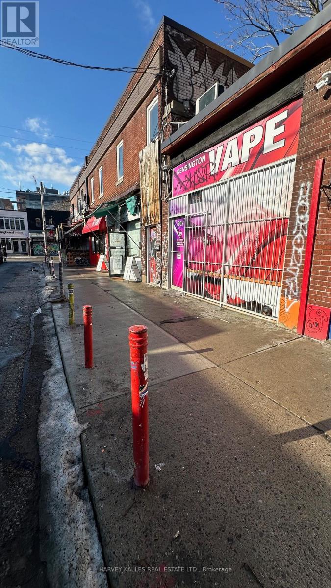 Ground - 202 Baldwin Street, Toronto, Ontario  M6B 3B4 - Photo 8 - C12671112