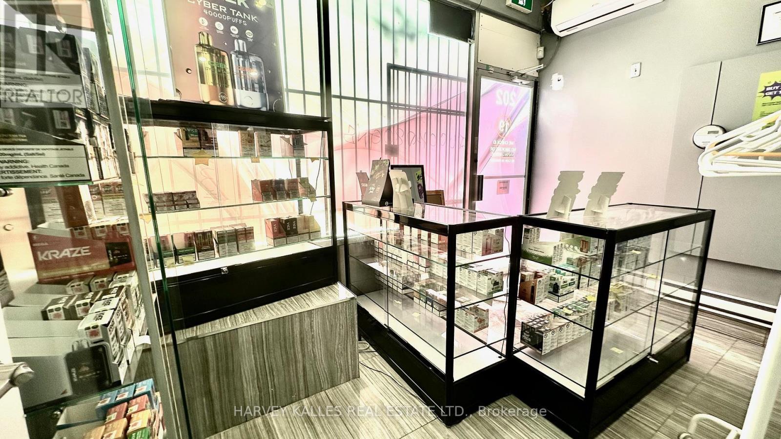 Ground - 202 Baldwin Street, Toronto, Ontario  M6B 3B4 - Photo 3 - C12671112