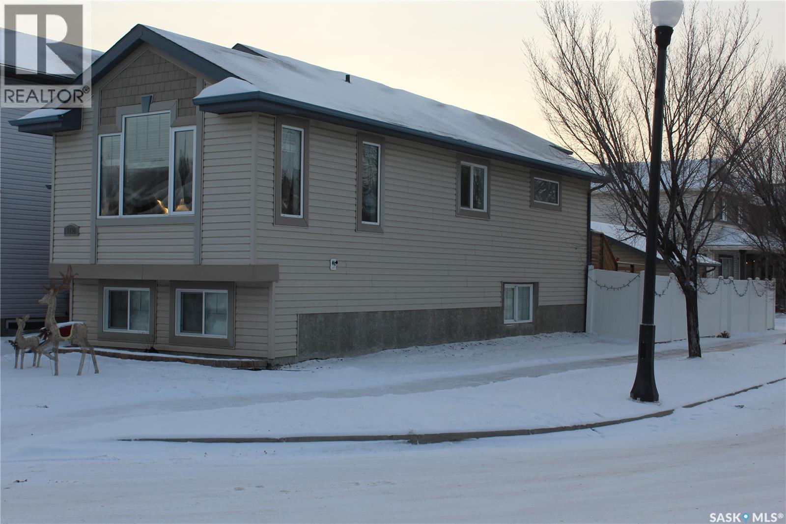 3330 Green Moss Lane, Regina, Saskatchewan  S4V 1P2 - Photo 2 - SK025470