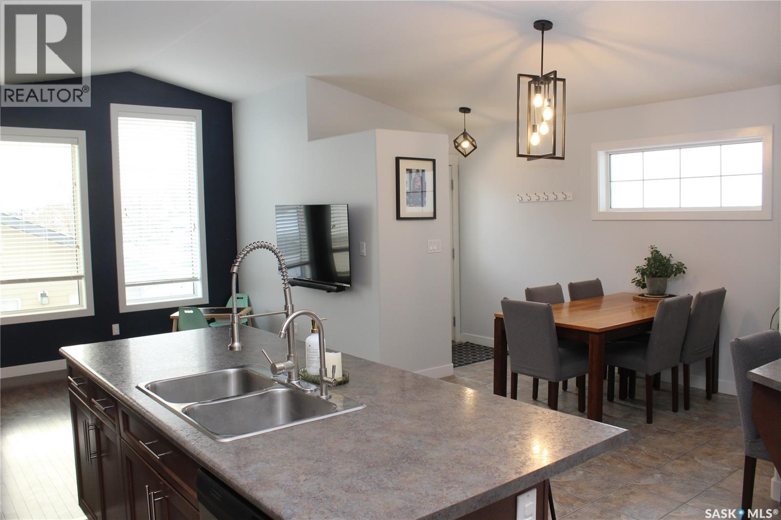 3330 Green Moss Lane, Regina, Saskatchewan  S4V 1P2 - Photo 6 - SK025470