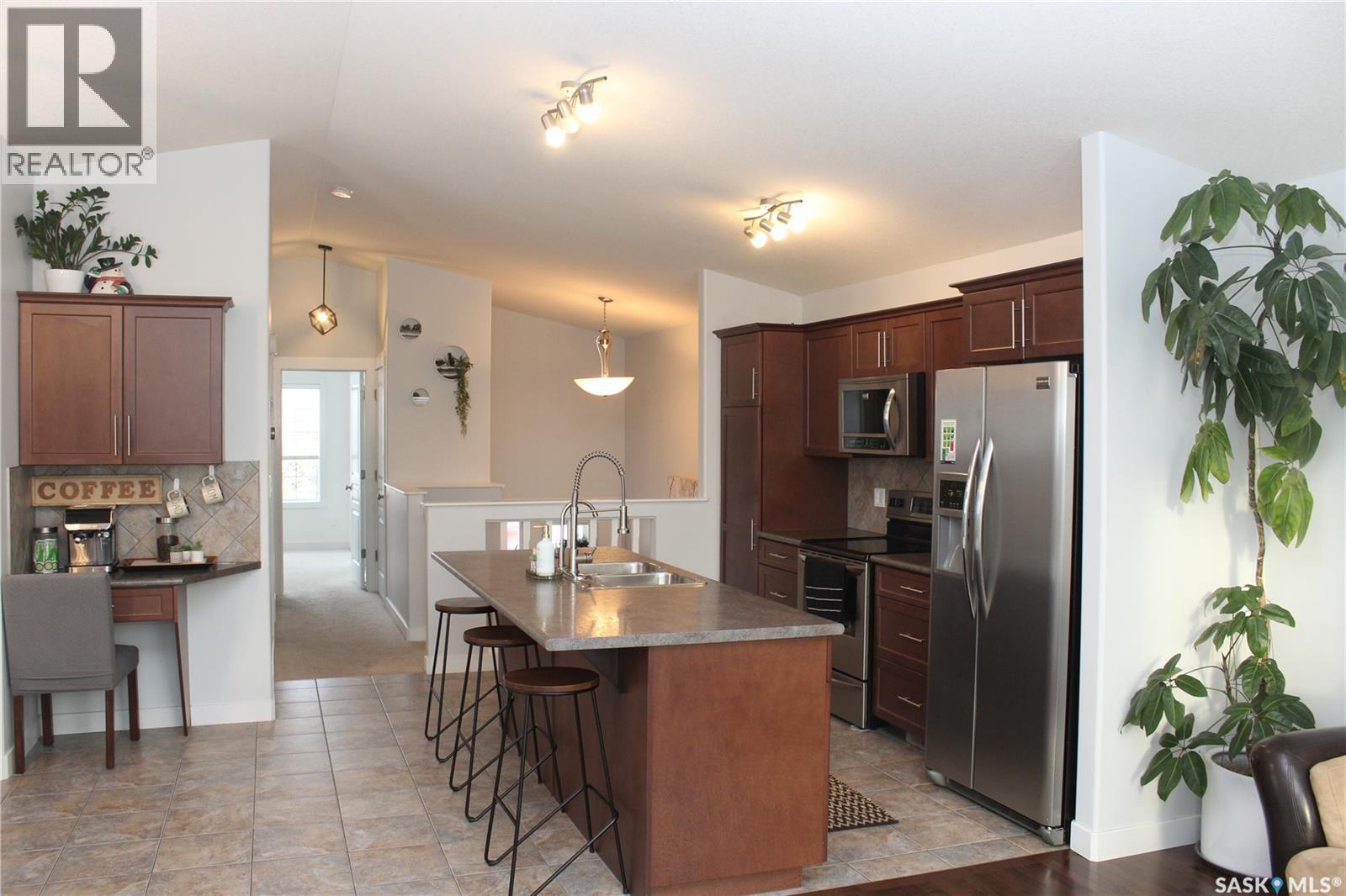 3330 Green Moss Lane, Regina, Saskatchewan  S4V 1P2 - Photo 4 - SK025470