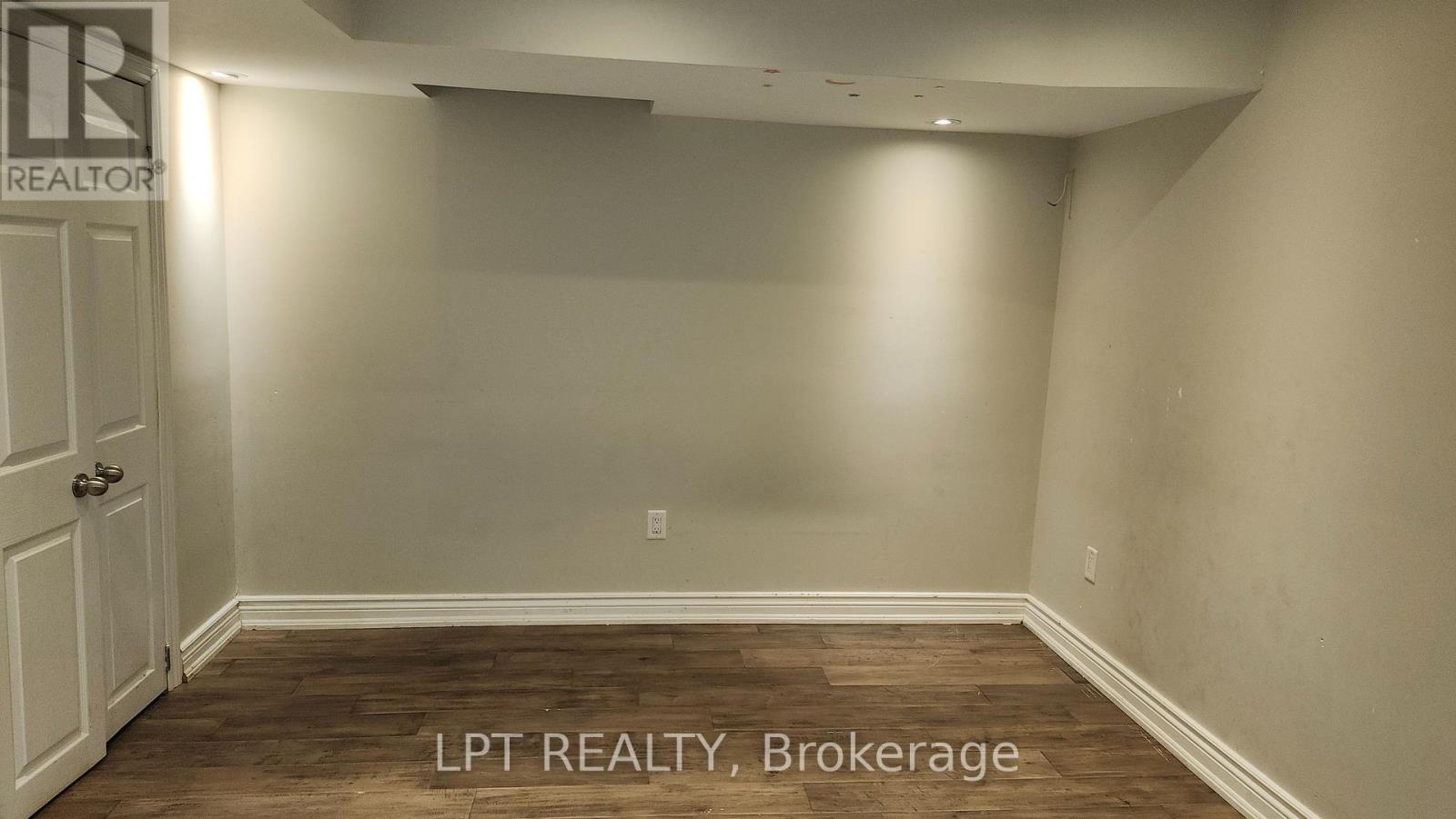 Basement - 3492 Fountain Park Avenue W, Mississauga, Ontario  L5M 7E5 - Photo 9 - W12683784