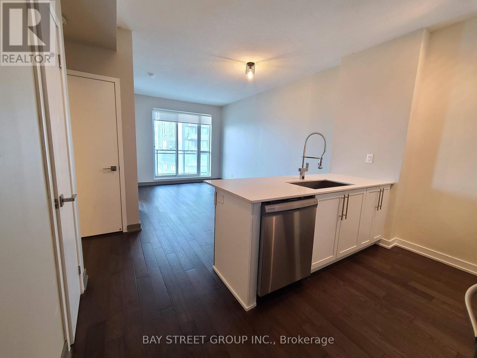 3603 - 4011 Brickstone Mews, Mississauga, Ontario  L5B 0G3 - Photo 2 - W12684534