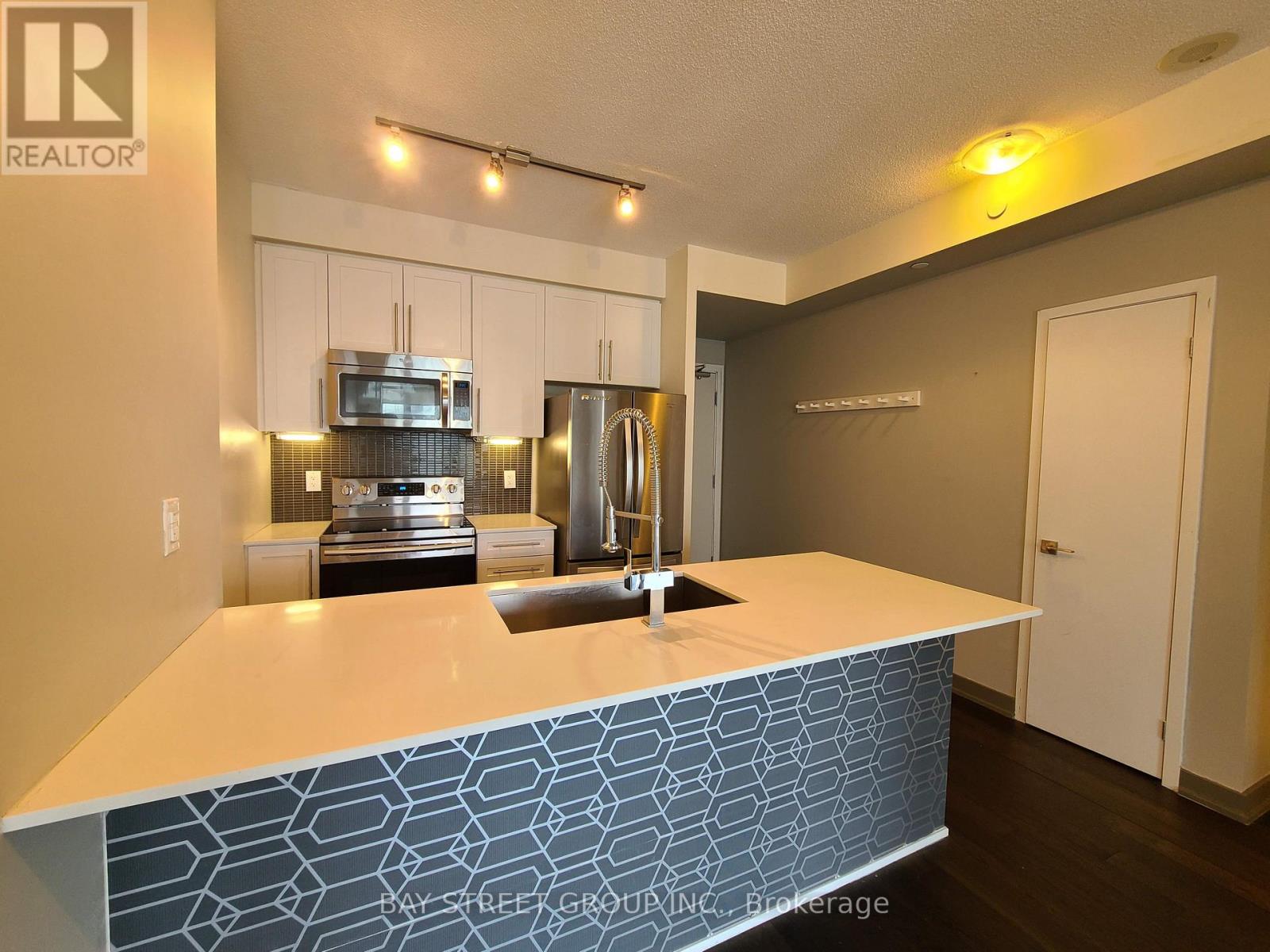 3603 - 4011 Brickstone Mews, Mississauga, Ontario  L5B 0G3 - Photo 5 - W12684534