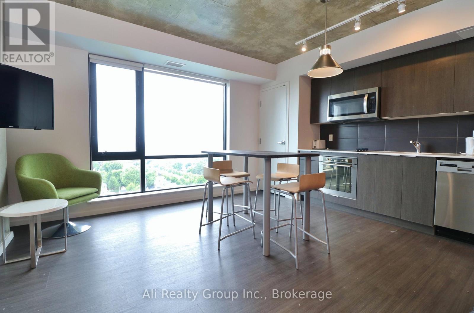 1506 - 105 Champagne Avenue S, Ottawa, Ontario  K1S 5E5 - Photo 8 - X12684542