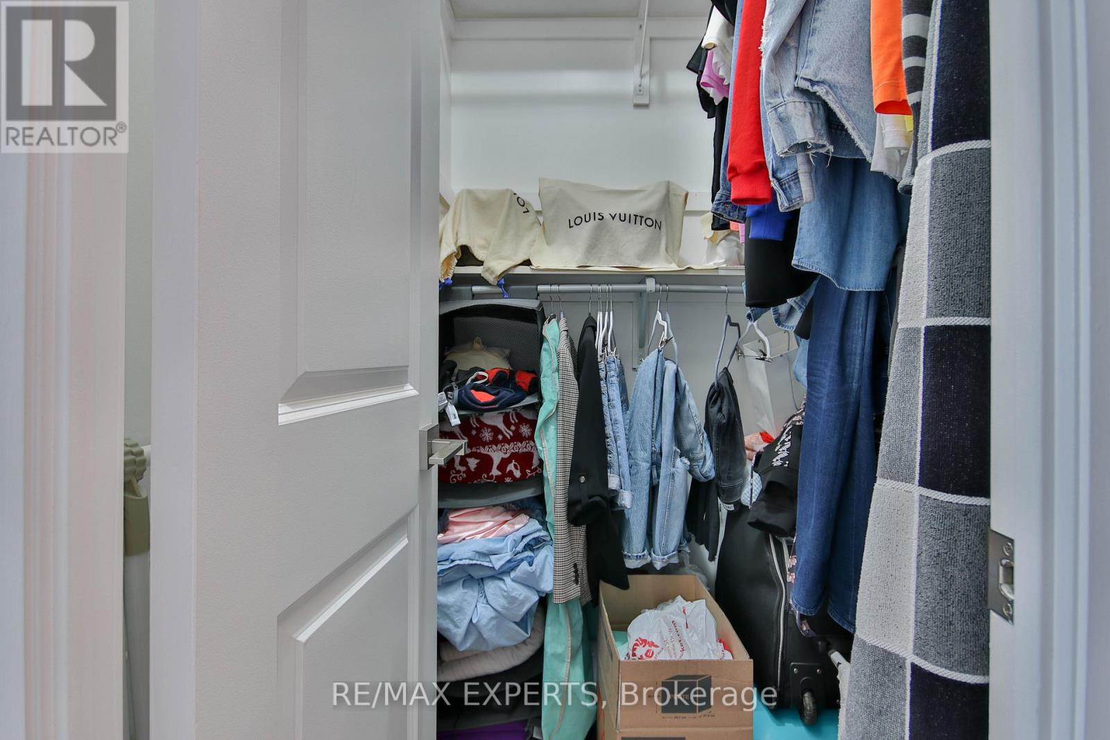 1508 - 1070 Sheppard Avenue W, Toronto, Ontario  M3J 0G8 - Photo 20 - W12684556