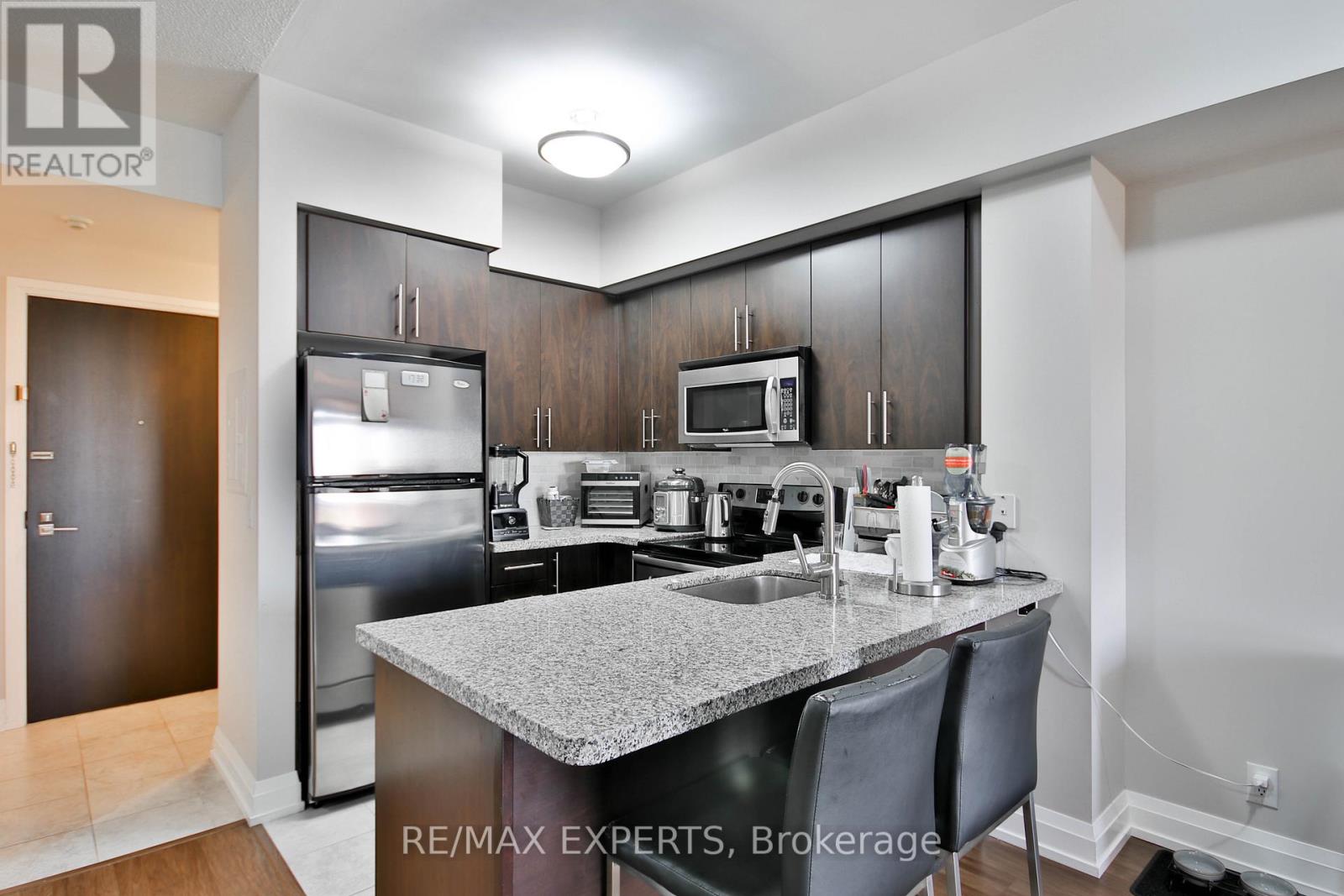 1508 - 1070 Sheppard Avenue W, Toronto, Ontario  M3J 0G8 - Photo 7 - W12684556