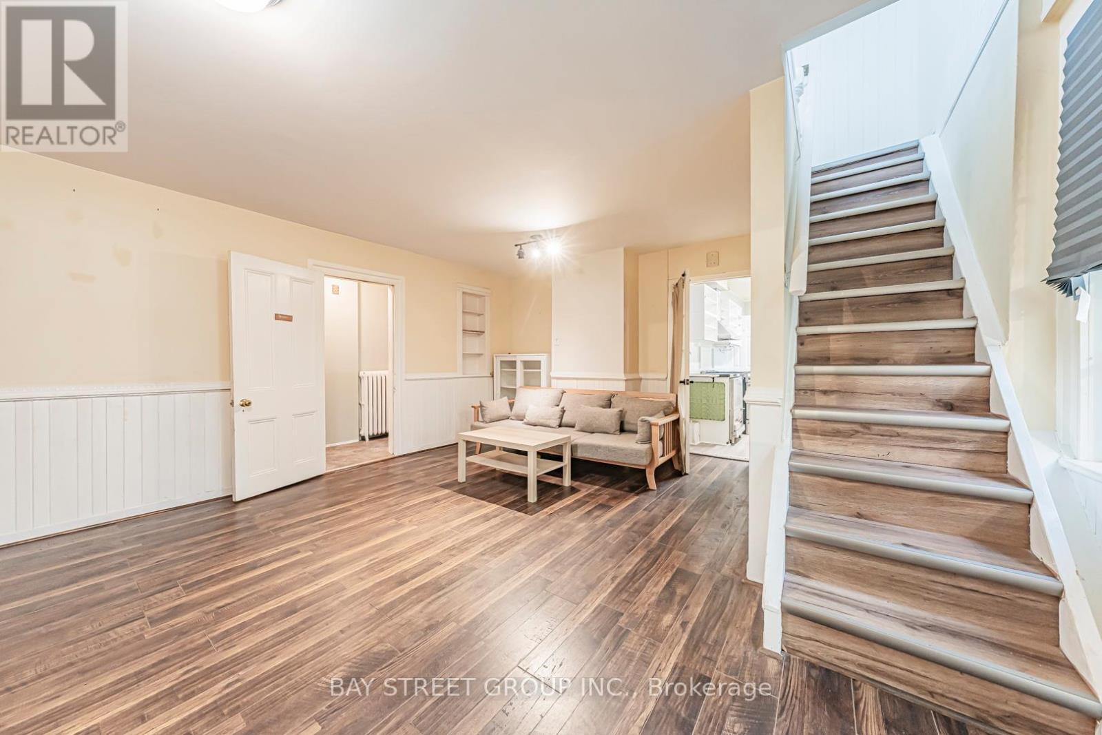 127 Walton Street, Port Hope, Ontario  L1A 1N4 - Photo 10 - X12684560