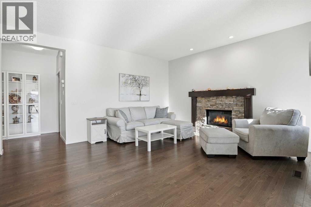 1925 Reunion Terrace Nw, Airdrie, Alberta  T4B 3W5 - Photo 10 - A2274301