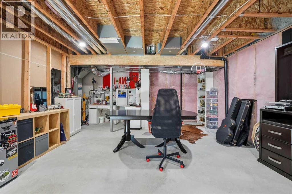 1925 Reunion Terrace Nw, Airdrie, Alberta  T4B 3W5 - Photo 38 - A2274301