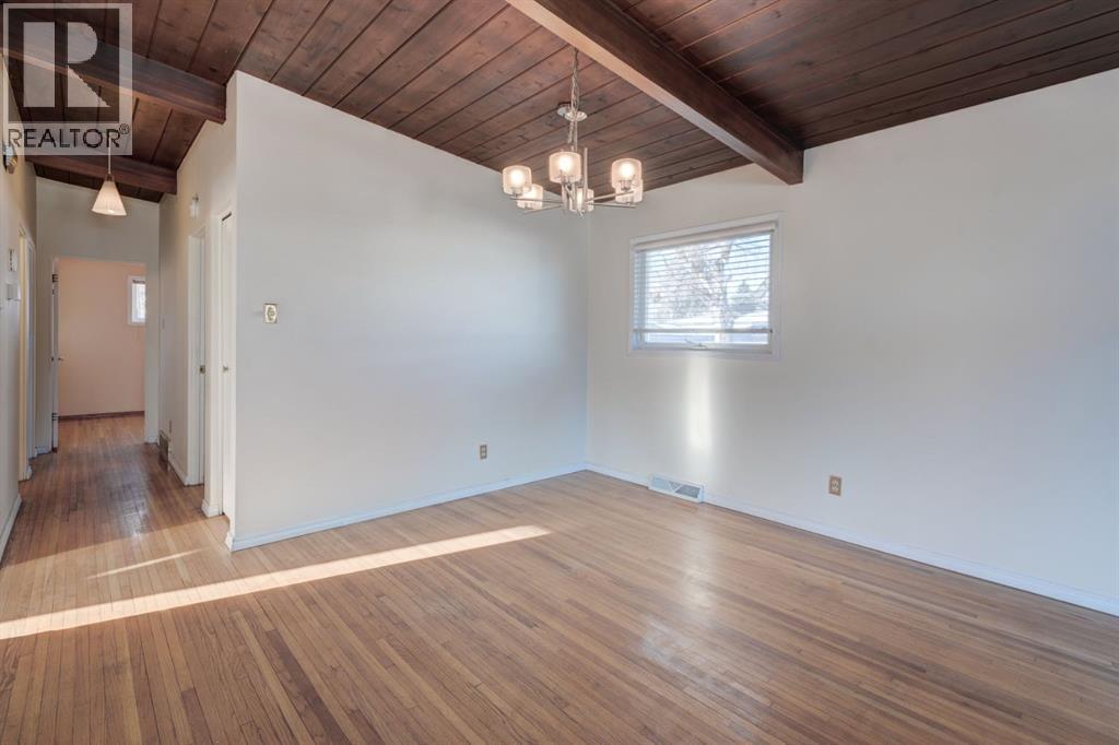 10211 5 Street Se, Calgary, Alberta  T2J 1L6 - Photo 13 - A2277804