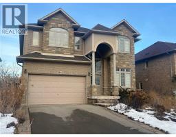 321 BRAITHWAITE Avenue, Ancaster, Ontario