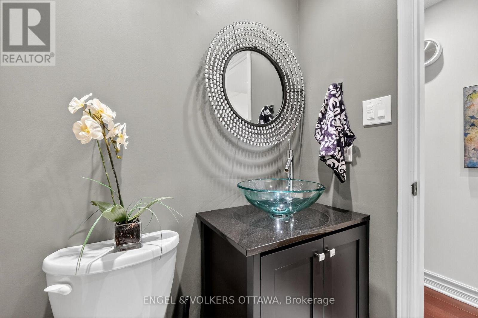 C8 - 111 Echo Drive W, Ottawa, Ontario  K1S 5K8 - Photo 10 - X12684586