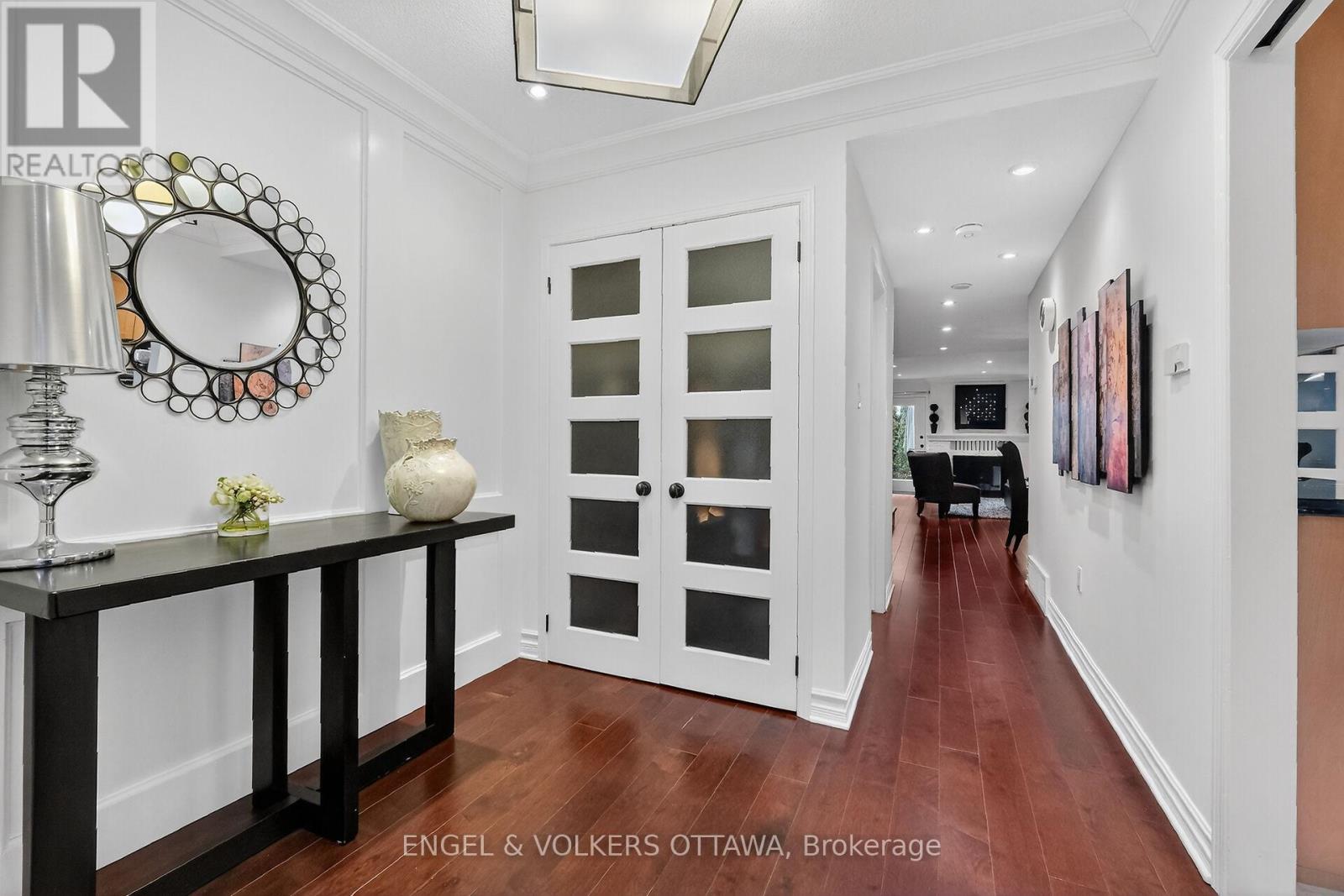 C8 - 111 Echo Drive W, Ottawa, Ontario  K1S 5K8 - Photo 5 - X12684586