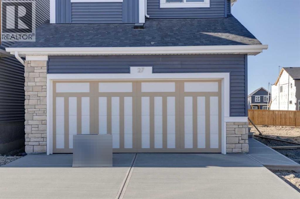 27 Lewiston Row Ne, Calgary, Alberta  T3P 2P2 - Photo 4 - A2257599