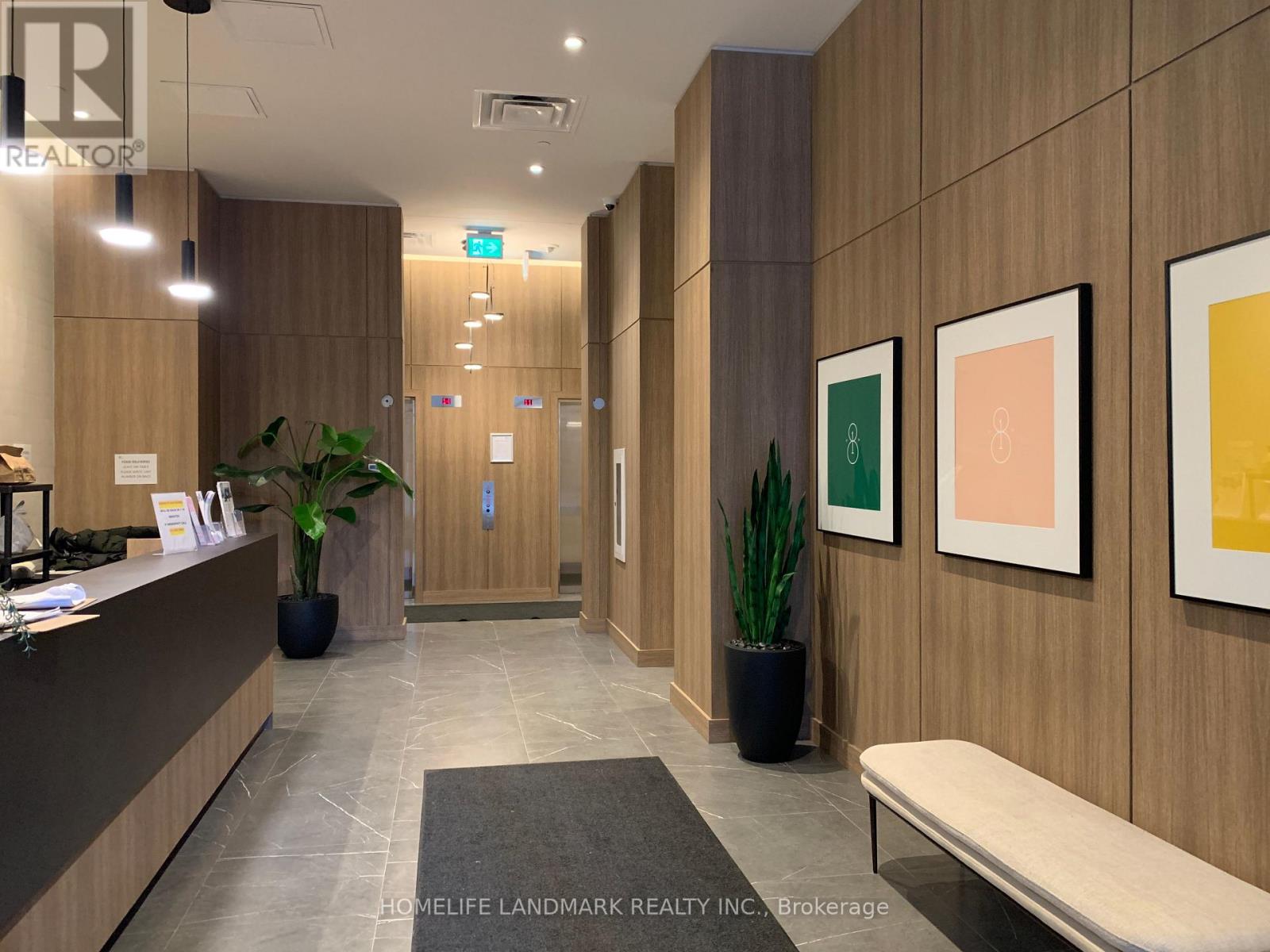 1304 - 81 WELLESLEY STREET E, Toronto, Ontario