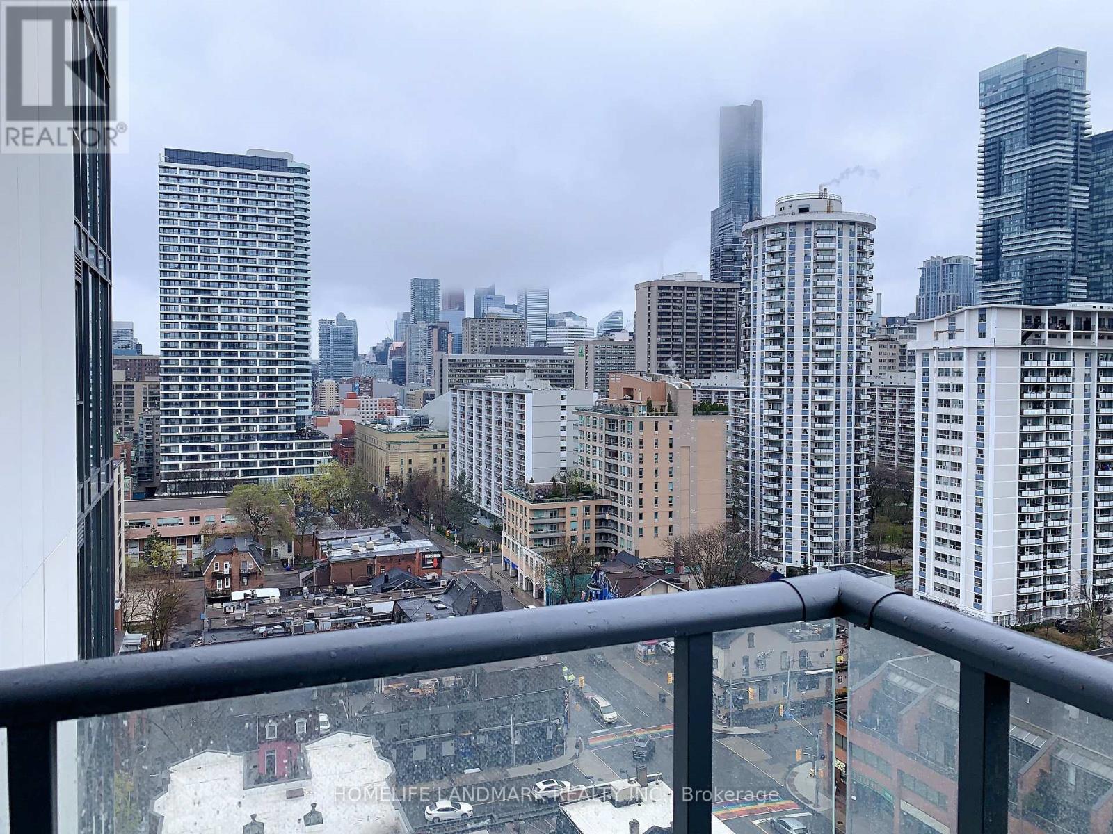 1304 - 81 Wellesley Street E, Toronto, Ontario  M4Y 0C5 - Photo 9 - C12684596