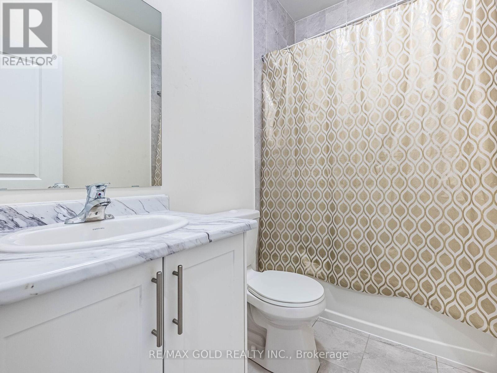 94 Donald Ficht Crescent, Brampton, Ontario  L7A 5H8 - Photo 26 - W12684582