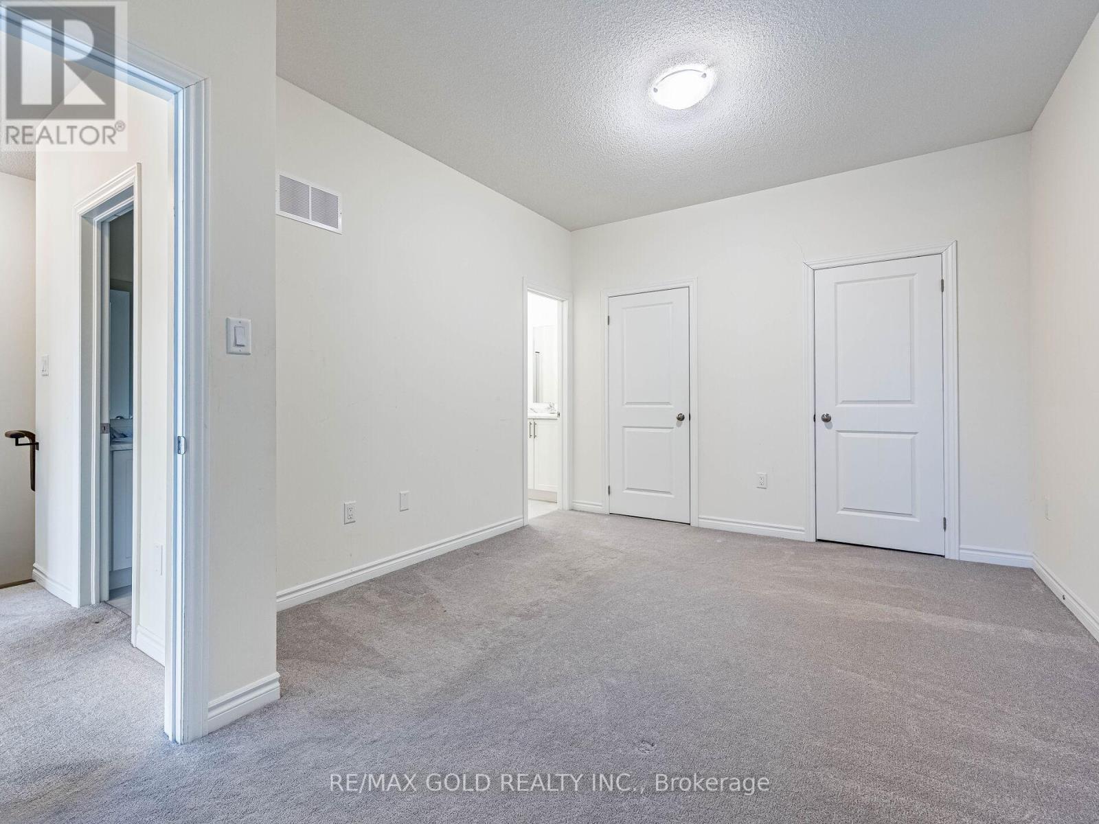 94 Donald Ficht Crescent, Brampton, Ontario  L7A 5H8 - Photo 28 - W12684582