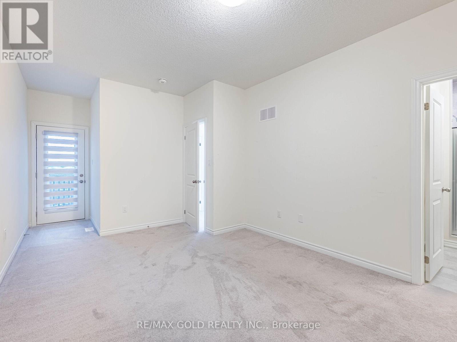 94 Donald Ficht Crescent, Brampton, Ontario  L7A 5H8 - Photo 29 - W12684582